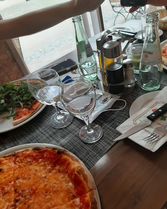 Pizzeria La Rustica